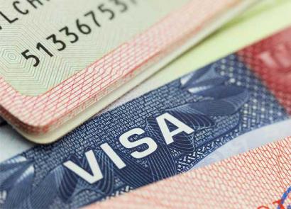 Что делать, если действующая шенгенская визаосталась в старом загранпаспорте